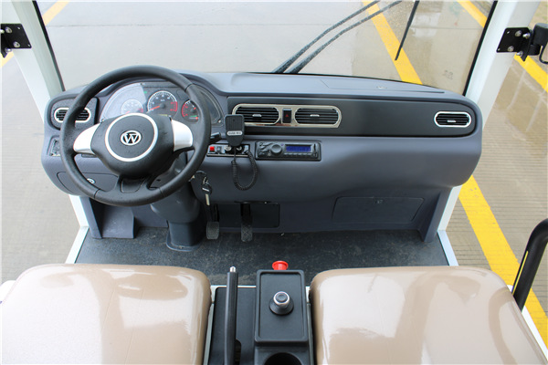 11座電動游覽觀光車-駕駛室